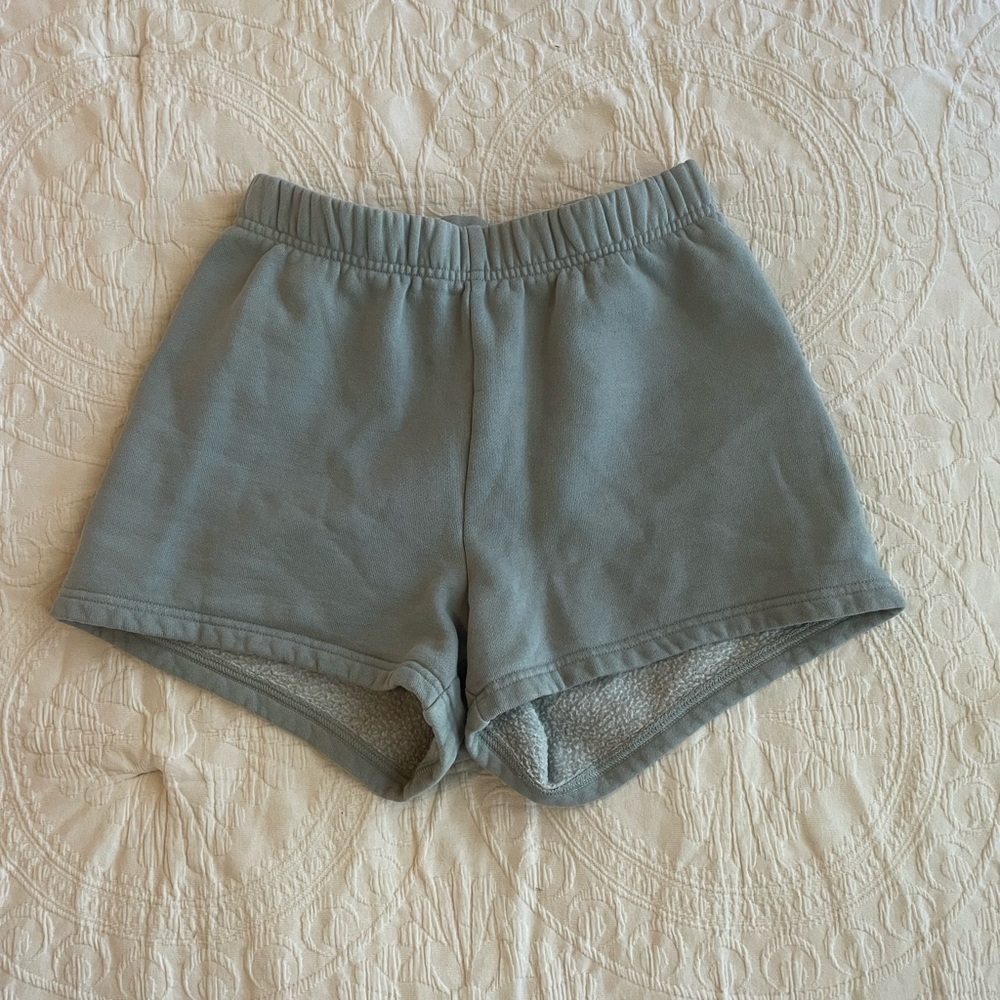 TNA COZYAF FLEECE SHORTS!